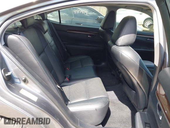 2013 Lexus ES 4dr Sdn with VIN JTHBK1GG4D2028601, listed as a IAAI auction lot 41922786 with 149,007 mi miles. Bid and sale history available at carsss.com. Image 8.