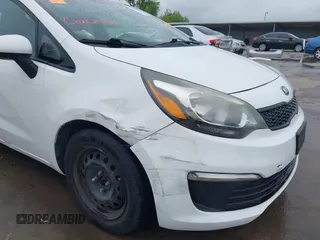 2017 Kia Rio LX z VIN KNADM4A37H6005689, wystawiony jako IAAI lot #42117199 z przebiegiem 117 184 mil mil oraz . Historia ofert i sprzedaży dostępna na DreamBid. Obrazek 6.
