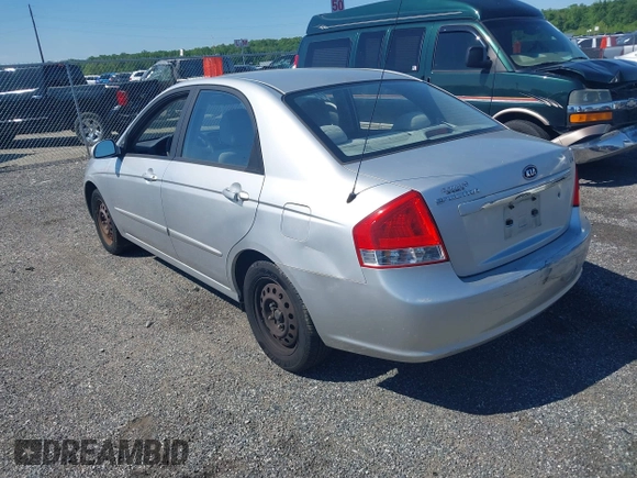 2009 Kia Spectra EX with VIN KNAFE222695665195, listed as a IAAI auction lot 42227515 with 129,637 mi miles and . Bid and sale history available at DreamBid. Image 3.