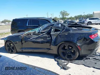 2018 Chevrolet Camaro 1LT with VIN 1G1FB1RS2J0121282, listed as a IAAI auction lot 41286376 with Not Provided miles and . Bid and sale history available at DreamBid. Image 14.