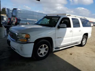 2003 GMC Yukon XL Denali with VIN 1GKFK66U83J214805, listed as a Copart auction lot 50794405 with 117,833 mi miles and Salvage Title. Bid and sale history available at carsss.com. Image 1.
