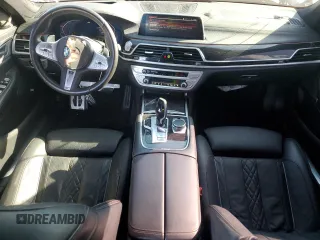 2021 BMW 7 Series 740i z VIN WBA7T2C08MCG07068, wystawiony jako Copart lot #58062205 z przebiegiem 37 121 mil mil oraz Czysty tytuł • Clean title. Historia ofert i sprzedaży dostępna na DreamBid. Obrazek 8.