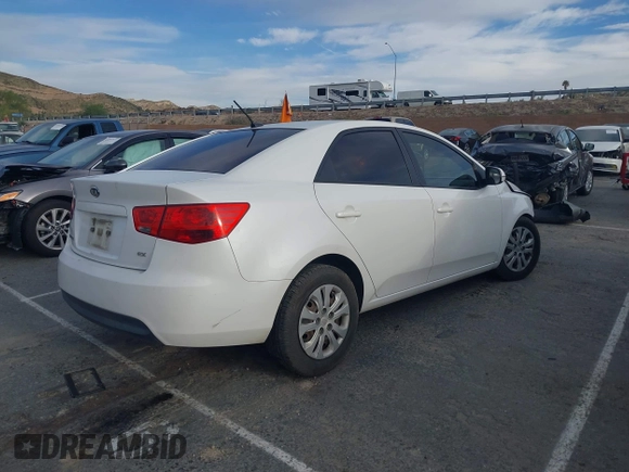 2012 Kia Forte EX with VIN KNAFU4A27C5512722, listed as a IAAI auction lot 41895345 with 184,110 mi miles. Bid and sale history available at carsss.com. Image 4.