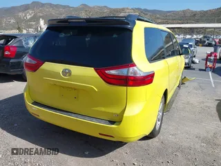 2017 Toyota Sienna LE Auto Access Seat с VIN 5TDKZ3DCXHS862073, выставлен на аукционе IAAI как лот 42328653 с пробегом 183 126 миль миль и . История ставок и продаж доступна на DreamBid. Изображение 4.