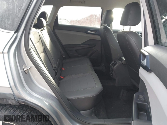 2024 Volkswagen Taos SE z VIN 3VVSX7B23RM047661, wystawiony jako IAAI lot #41609371 z przebiegiem 16 038 mil mil oraz . Historia ofert i sprzedaży dostępna na DreamBid. Obrazek 8.