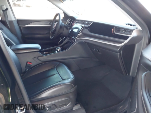2023 Jeep Grand Cherokee Limited с VIN 1C4RJKBG8P8739039, выставлен на аукционе IAAI как лот 41626591 с пробегом 67 051 миль миль и . История ставок и продаж доступна на DreamBid. Изображение 5.
