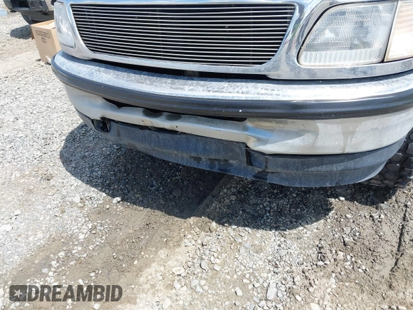 1998 Ford F-150 с VIN 1FTZF1725WNB24893, выставлен на аукционе IAAI как лот 42436524 с пробегом 244 854 миль миль и . История ставок и продаж доступна на DreamBid. Изображение 6.