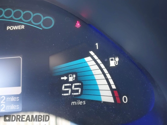 2015 Nissan LEAF S z VIN 1N4AZ0CP1FC333386, wystawiony jako IAAI lot #42344111 z przebiegiem 106 382 mil mil oraz . Historia ofert i sprzedaży dostępna na DreamBid. Obrazek 13.