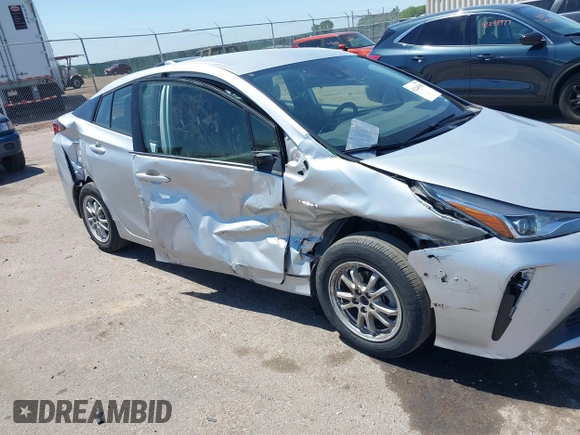 2021 Toyota Prius L Eco с VIN JTDKAMFU4M3148082, выставлен на аукционе IAAI как лот 42246788 с пробегом 72 124 миль миль и . История ставок и продаж доступна на DreamBid. Изображение 6.