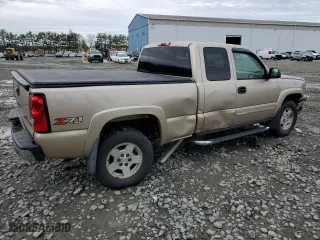2004 Chevrolet Silverado 1500 Z71 with VIN 2GCEK19T141192879, listed as a Copart auction lot 52082695 with 0 mi miles and Salvage Title. Bid and sale history available at carsss.com. Image 3.