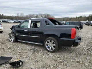2012 Cadillac Escalade EXT Luxury with VIN 3GYT4MEF8CG225315, listed as a Copart auction lot 52701004 with 0 mi miles and Salvage Title. Bid and sale history available at carsss.com. Image 2.