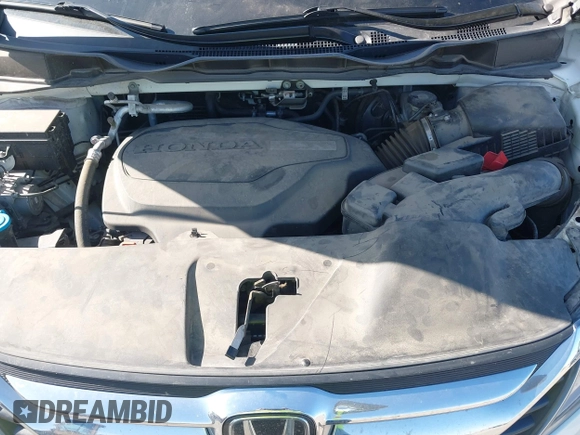 2019 Honda Odyssey EX-L with VIN 5FNRL6H78KB043279, listed as a IAAI auction lot 42041202 with 67,007 mi miles. Bid and sale history available at carsss.com. Image 10.