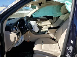 2019 Mercedes-Benz GLC with VIN WDC0G4KB5KV153037, listed as a Copart auction lot 50768415 with 52,018 mi miles and Salvage Title. Bid and sale history available at carsss.com. Image 7.