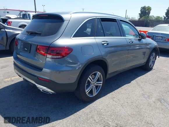 2022 Mercedes-Benz GLC 300 with VIN W1N0G8DB7NV331330, listed as a IAAI auction lot 42396553 with Not provided miles and . Bid and sale history available at DreamBid. Image 4.
