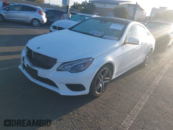 2015 Mercedes-Benz E-Class E 400 with VIN WDDKJ6FB3FF303383, listed as a IAAI auction lot 41818692 with 62,839 mi miles. Bid and sale history available at carsss.com. Image 18.