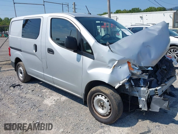 2019 Nissan NV200 Compact Cargo S with VIN 3N6CM0KNXKK699172, listed as a IAAI auction lot 40029579 with 143,429 mi miles. Bid and sale history available at carsss.com. Image 1.