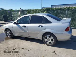 2006 Ford Focus S with VIN 1FAFP34N26W139281, listed as a Copart auction lot 44380565 with 120,860 mi miles and Salvage Title. Bid and sale history available at carsss.com. Image 2.