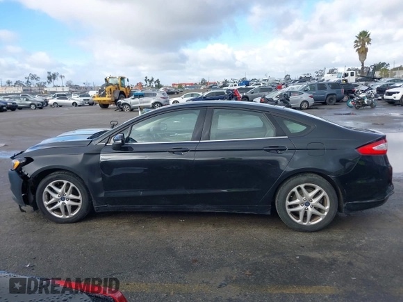 2013 Ford Fusion SE with VIN 3FA6P0H79DR216304, listed as a IAAI auction lot 41593482 with 125,480 mi miles. Bid and sale history available at carsss.com. Image 14.