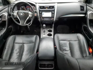 2014 Nissan Altima 2.5 S with VIN 1N4AL3AP8EN261353, listed as a Copart auction lot 85388544 with 176,658 mi miles and Clean Title. Bid and sale history available at carsss.com. Image 8.