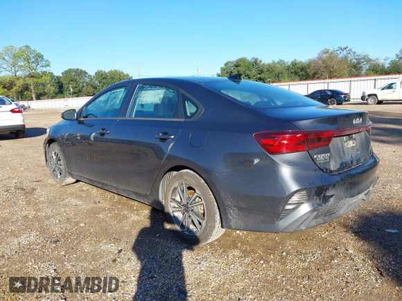 2023 Kia Forte LXS with VIN 3KPF24ADXPE607392, listed as a IAAI auction lot 40892259 with 35,581 mi miles and . Bid and sale history available at DreamBid. Image 3.