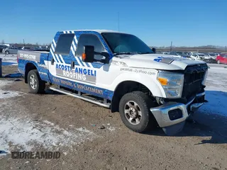 2013 Ford F-250 XL z VIN 1FT7W2BT5DEA61725, wystawiony jako IAAI lot #41625333 z przebiegiem 186 283 mil mil oraz . Historia ofert i sprzedaży dostępna na DreamBid. Obrazek 1.