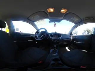 2021 Hyundai Accent SE с VIN 3KPC24A60ME149555, выставлен на аукционе IAAI как лот 42392684 с пробегом 71 530 миль миль и . История ставок и продаж доступна на DreamBid. Изображение 19.