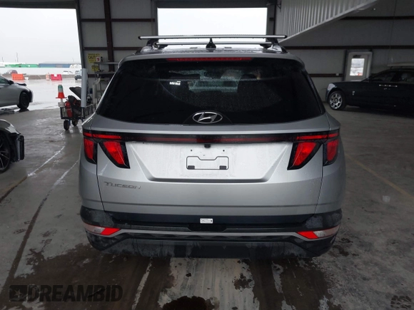 2024 Hyundai Tucson SEL with VIN 5NMJB3DE5RH372985, listed as a IAAI auction lot 41286639 with 10,920 mi miles and . Bid and sale history available at DreamBid. Image 16.
