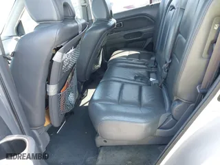 2007 Honda Pilot EX-L with VIN 2HKYF18597H514837, listed as a IAAI auction lot 41800365 with 194,341 mi miles. Bid and sale history available at carsss.com. Image 8.