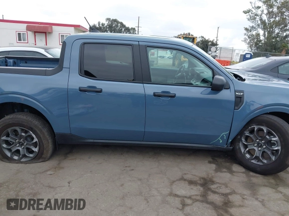 2024 Ford Maverick XLT z VIN 3FTTW8H38RRB23485, wystawiony jako IAAI lot #42185211 z przebiegiem 9 383 mil mil oraz . Historia ofert i sprzedaży dostępna na DreamBid. Obrazek 13.