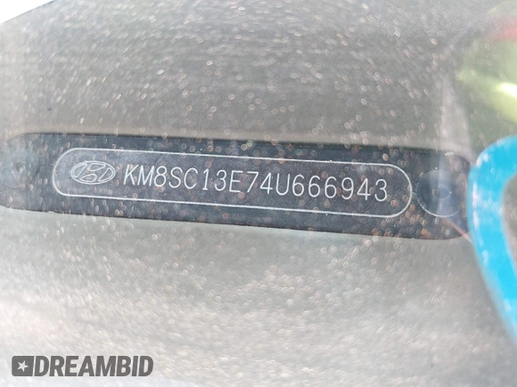 2004 Hyundai Santa Fe GLS with VIN KM8SC13E74U666943, listed as a IAAI auction lot 41616623 with 196,665 mi miles. Bid and sale history available at carsss.com. Image 9.
