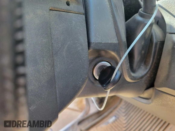 2014 Ford F-150 XL with VIN 1FTFX1EF4EKE59231, listed as a IAAI auction lot 42631384 with 279,670 mi miles and . Bid and sale history available at DreamBid. Image 31.