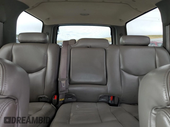 2003 Chevrolet Suburban LT with VIN 3GNFK16Z23G285145, listed as a Copart auction lot 68668324 with 286,805 mi miles and Salvage Title. Bid and sale history available at carsss.com. Image 10.
