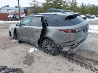 2020 Land Rover Range Rover Velar S with VIN SALYB2EX1LA256900, listed as a IAAI auction lot 41620445 with 42,156 mi miles. Bid and sale history available at carsss.com. Image 3.