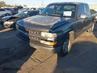 2001 Chevrolet Silverado 1500 LS with VIN 2GCEC19V711128338, listed as a IAAI auction lot 40934362 with 219,613 mi miles. Bid and sale history available at carsss.com. Image 6.