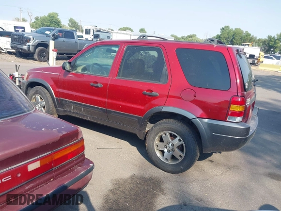2004 Ford Escape XLT with VIN 1FMYU93114KB38538, listed as a IAAI auction lot 42678317 with 180,106 mi miles and . Bid and sale history available at DreamBid. Image 3.