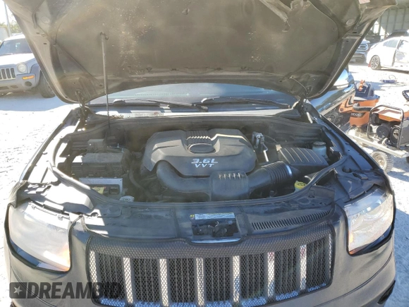 2013 Jeep Grand Cherokee Limited with VIN 1C4RJEBG2DC642672, listed as a Copart auction lot 87717305 with 253,878 mi miles and Salvage Title. Bid and sale history available at carsss.com. Image 13.