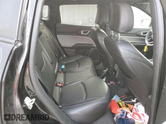 2024 Jeep Compass Latitude Lux with VIN 3C4NJDFN4RT583671, listed as a Copart auction lot 43194835 with 20,124 mi miles and Salvage title. Bid and sale history available at DreamBid. Image 11.