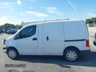 2017 Nissan NV200 S с VIN 3N6CM0KN5HK696818, выставлен на аукционе IAAI как лот 40334418 с пробегом 219 841 миль миль и . История ставок и продаж доступна на DreamBid. Изображение 15.
