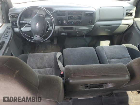 2002 Ford Super Duty F-250 XL with VIN 1FTNW21F72ED29593, listed as a Copart auction lot 68245844 with 301,129 mi miles and Salvage Title. Bid and sale history available at carsss.com. Image 8.