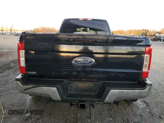 2019 Ford F-350 XL z VIN 1FT8W3DT8KEG64950, wystawiony jako Copart lot #87010314 z przebiegiem Nie podano mil oraz Szkoda całkowita • Salvage title. Historia ofert i sprzedaży dostępna na DreamBid. Obrazek 6.