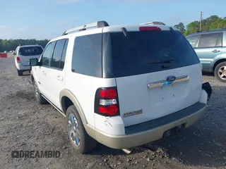 2007 Ford Explorer Eddie Bauer с VIN 1FMEU64897UA35759, выставлен на аукционе IAAI как лот 41963289 с пробегом 201 994 миль миль и . История ставок и продаж доступна на DreamBid. Изображение 3.
