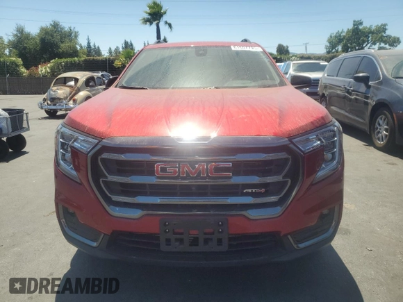 2024 GMC Terrain AT4 with VIN 3GKALYEG8RL211032, listed as a Copart auction lot 61607795 with 17,251 mi miles and Salvage title. Bid and sale history available at DreamBid. Image 5.