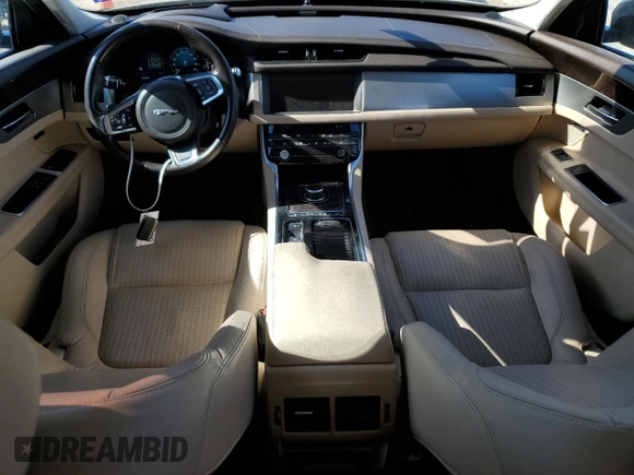 2018 Jaguar XF 25t Prestige with VIN SAJBE4FX9JCY64763, listed as a Copart auction lot 86058104 with 76,900 mi miles and Salvage Title. Bid and sale history available at carsss.com. Image 8.