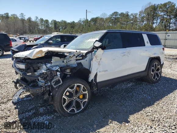 2024 Rivian R1S Adventure z VIN 7PDSGABA7RN034025, wystawiony jako Copart lot #49332795 z przebiegiem Nie podano mil oraz Szkody całkowita. Historia ofert i sprzedaży dostępna na DreamBid. Obrazek 1.