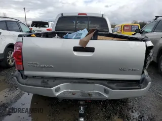 2007 Toyota Tacoma z VIN 5TEMU52NX7Z371642, wystawiony jako Copart lot #45928575 z przebiegiem 221 028 mil mil oraz Szkoda całkowita • Salvage title. Historia ofert i sprzedaży dostępna na DreamBid. Obrazek 6.