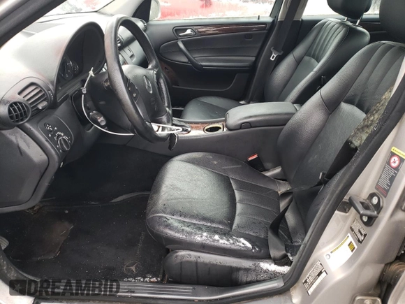 2006 Mercedes-Benz C 280 Luxury with VIN WDBRF54H16F823236, listed as a Copart auction lot 44199675 with 252,563 mi miles and Clean Title. Bid and sale history available at DreamBid. Image 7.