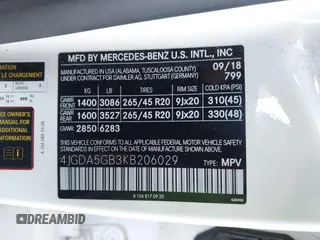 2019 Mercedes-Benz GLE 400 with VIN 4JGDA5GB3KB206029, listed as a IAAI auction lot 41279145 with 37,101 mi miles and . Bid and sale history available at DreamBid. Image 9.