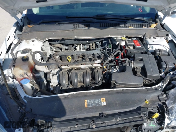2019 Ford Fusion SE with VIN 3FA6P0H76KR261861, listed as a IAAI auction lot 41031650 with 132,040 mi miles. Bid and sale history available at carsss.com. Image 10.