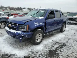 2010 Chevrolet Avalanche LS with VIN 3GNVKEE04AG229050, listed as a Copart auction lot 86075384 with 140,778 mi miles and Salvage Title. Bid and sale history available at carsss.com. Image 1.