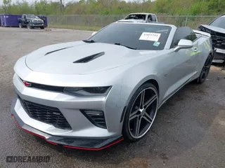 2016 Chevrolet Camaro 2SS with VIN 1G1FH3D72G0158192, listed as a IAAI auction lot 41875714 with 79,913 mi miles. Bid and sale history available at carsss.com. Image 17.